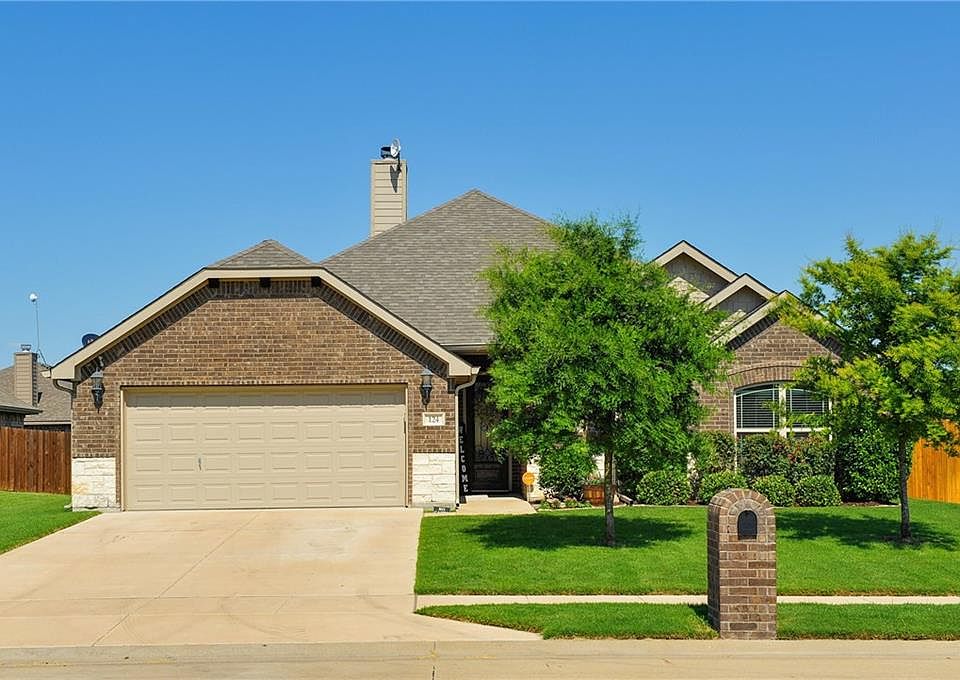 1st image of 124 Sierra Dr