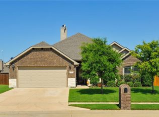 124 Sierra Dr, Waxahachie, TX 75167