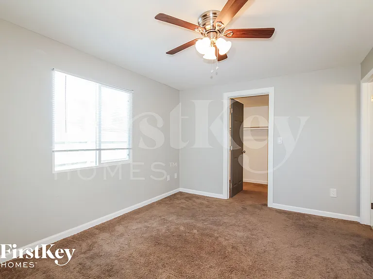 14049 N 37th Way — Photo 8