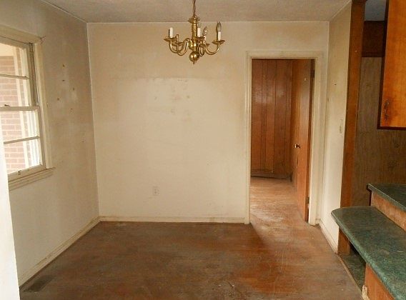 5th image of 609 Old Spartanburg Hwy