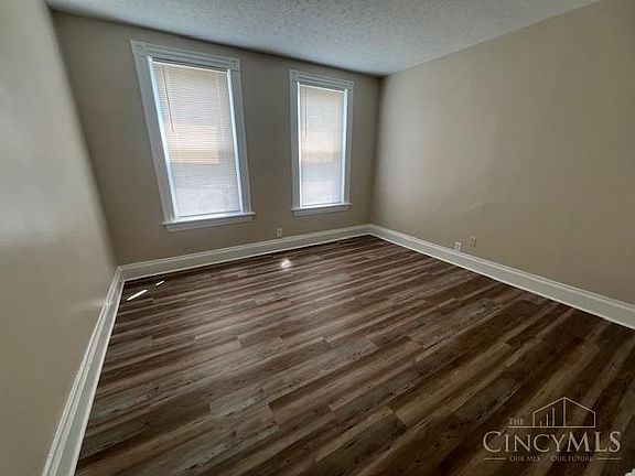 2nd image of 915 Harmon Ave