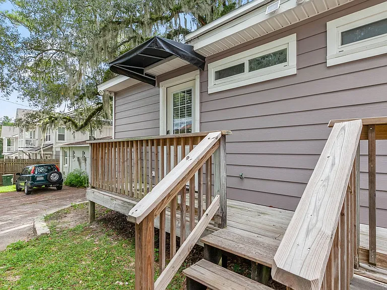 1235 N. Bronough Street — Photo 52