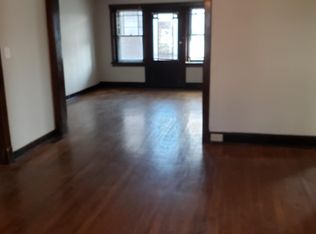 812 E 43rd St APT 4, Kansas City, MO 64110