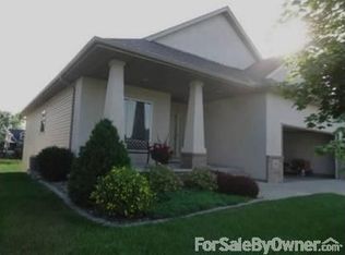 1338 Beachcomber Blvd, Waconia, MN 55387