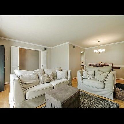 3rd image of 7323 Edgerton Dr