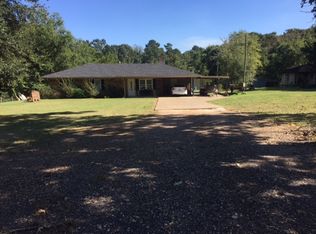19 Toby Ln, Lecompte, LA 71346