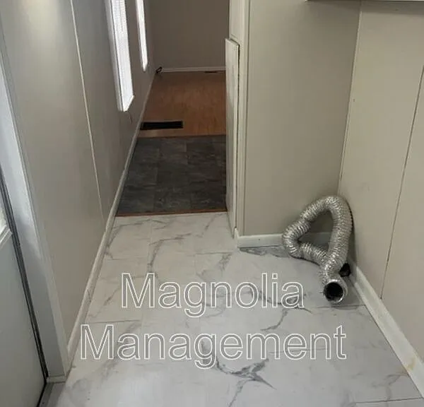 940 Vanco Mill Rd — Photo 3