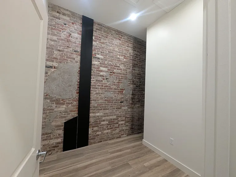 22 S Main St #202 — Photo 8