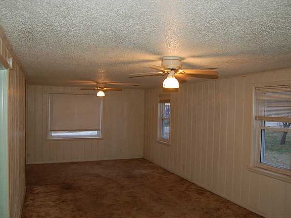 2nd image of 506 Phillips Ave