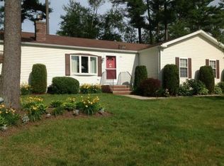 1810 Oak Point Dr, Middleboro, MA 02346