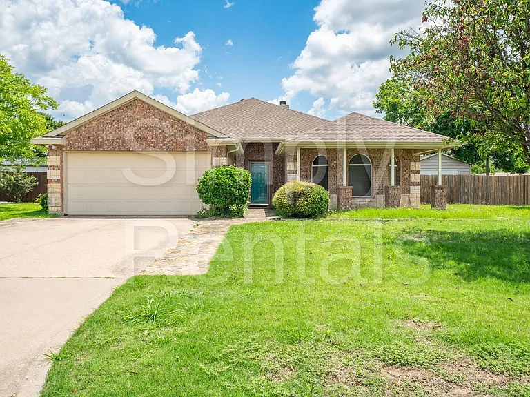 6915 Justin Ln — Photo 3
