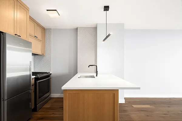 Rented by Compass | media 25