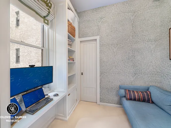 565 Park Avenue image 7 of 10