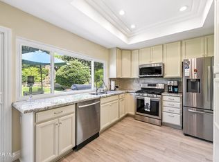 2063 Woodglen St, Simi Valley, CA 93065