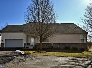 1608 Burnham Ct #12, Warrington, PA 18976