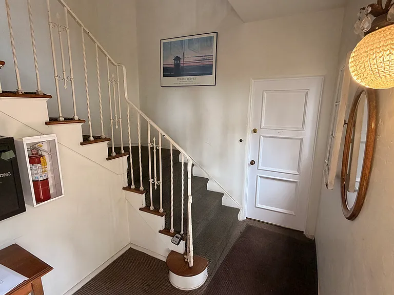 923 Ocean Ave #2 — Photo 18