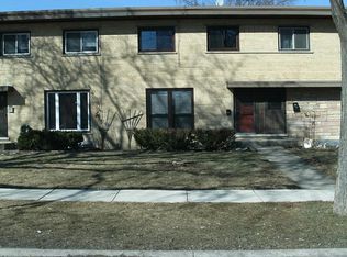 124 E Highland Ave, Mount Prospect, IL