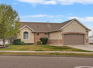 1857 W Camino Blvd S, Syracuse, UT 84075