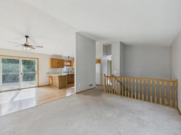 26245 Golden Ave, Wyoming, MN 55092