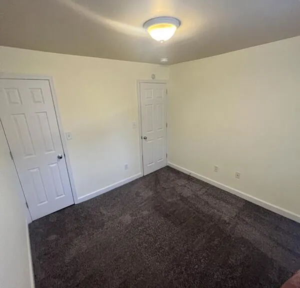 2518 Kent Village Dr #1 — Photo 18