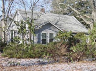 163 Laurel Ln, South Kingstown, RI 02892
