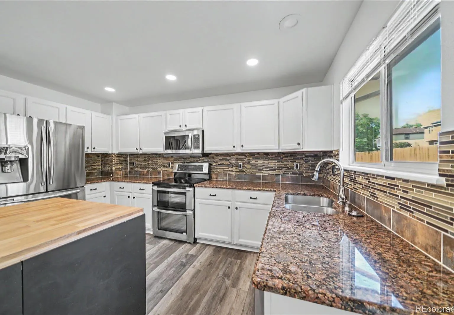 4 bed, 2.5 bath, 2145 sqft, $3,095 — Photo 3