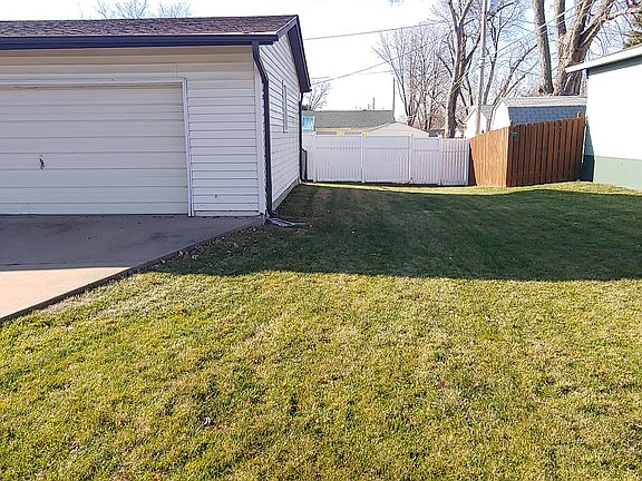2nd image of 4080 Boston Dr