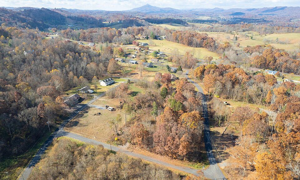 Clayton St, Kingsport, TN 37664 MLS 9945257 Zillow