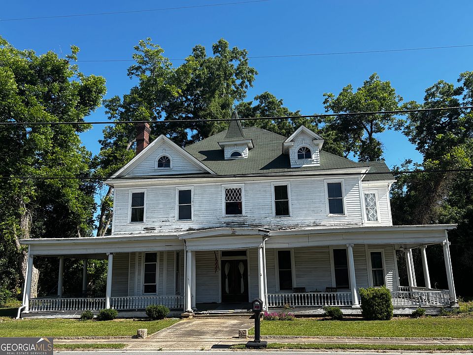 1st image of 316 Main St