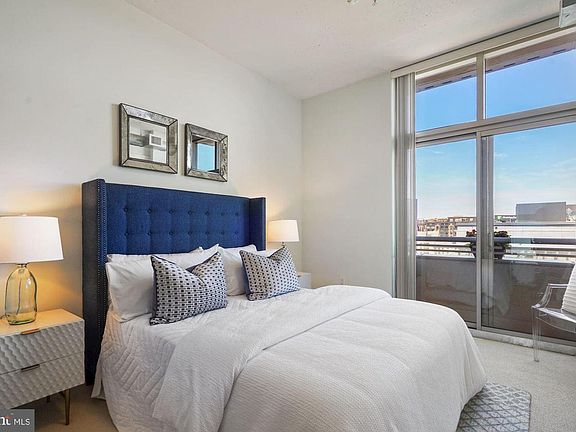 4th image of 811 4th St NW Unit 1112