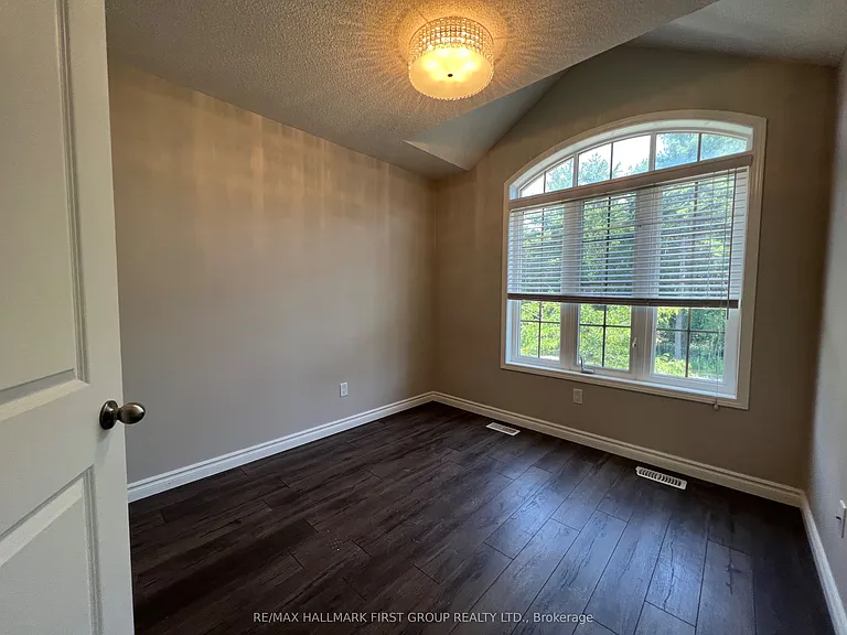 2424 Tillings Rd — Photo 30