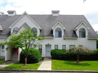 39 Lime Ridge Rd, Poughquag, NY 12570