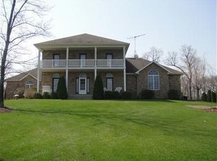 10420 Fairway Dr, Wheatfield, IN