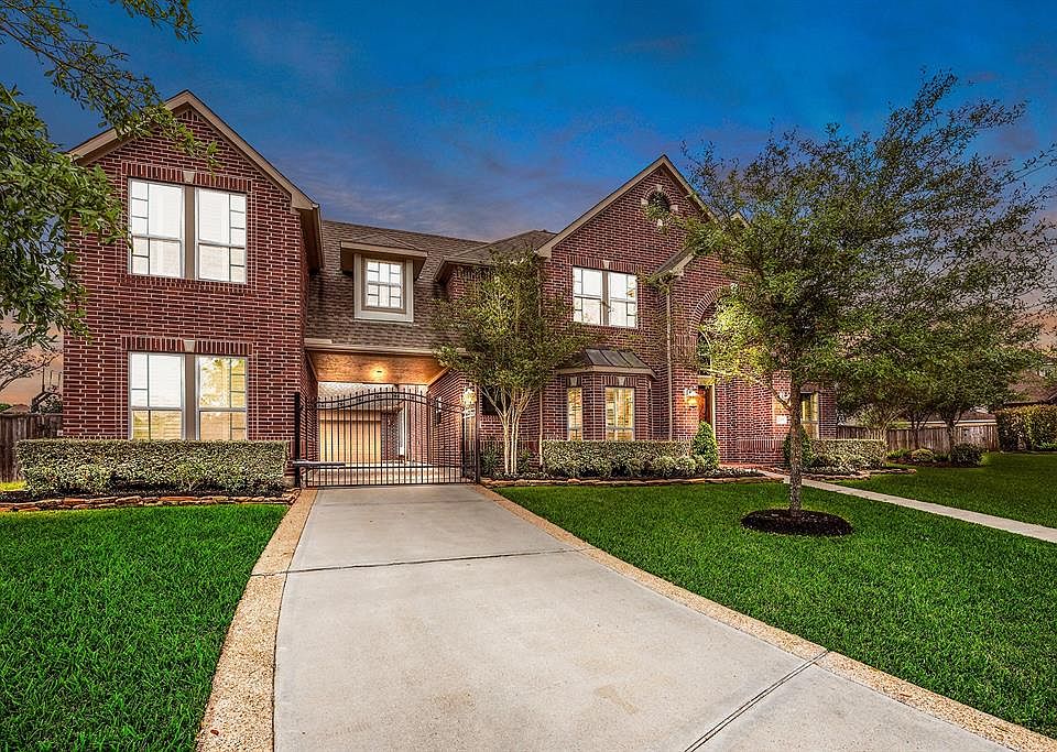 1st image of 2309 Stone Creek Ct