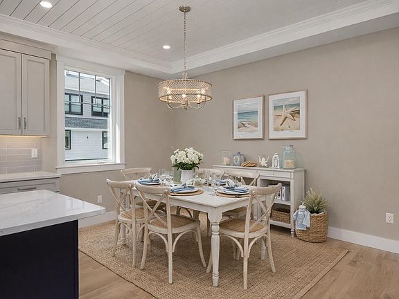 2nd image of 18 LITTLE BAY Drive