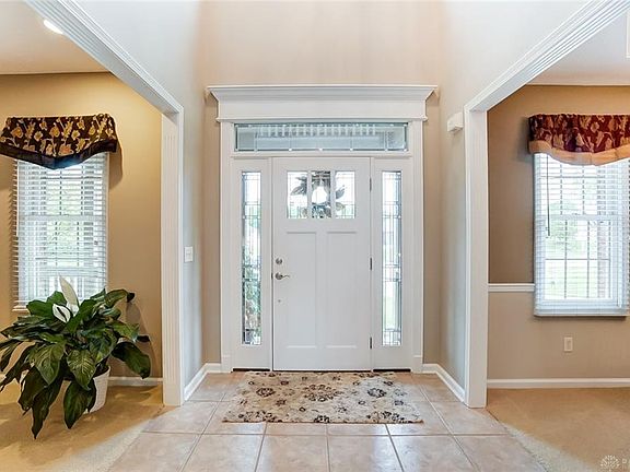 3rd image of 871 Bolton Abbey Ln
