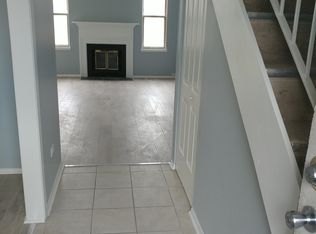 7487 Grant Cir, Hanover Park, IL 60133