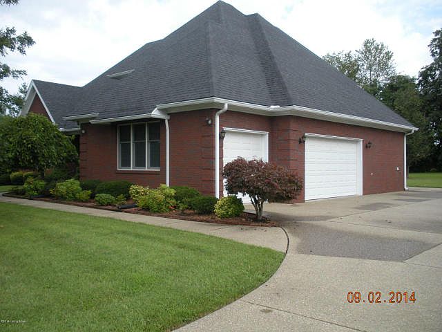 1st image of 386 Twelve Oaks Dr