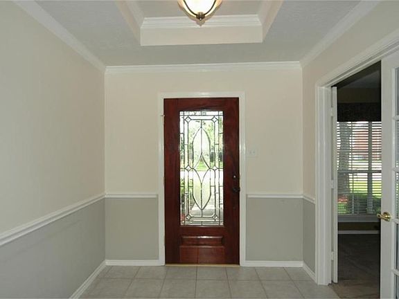 3rd image of 1414 Long View Dr