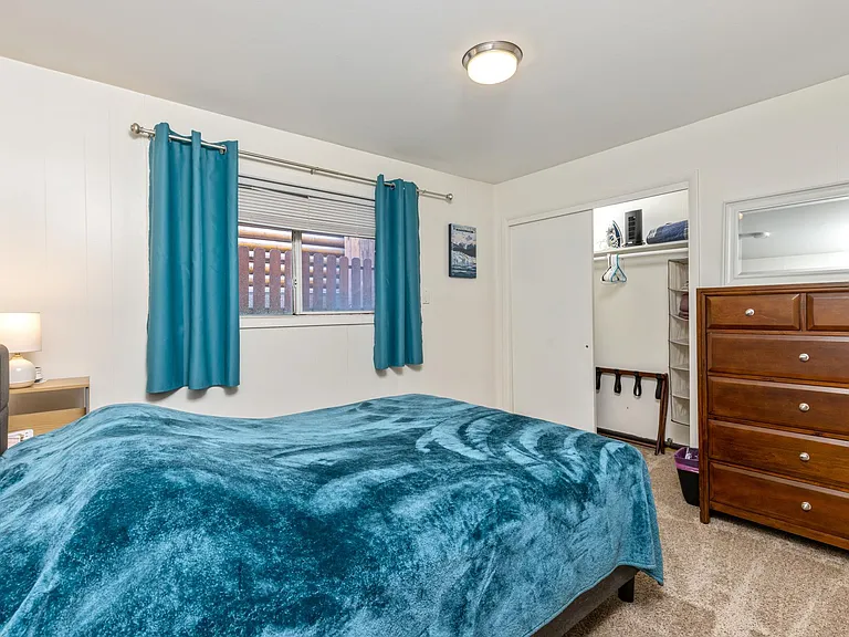 918 W 19th Ave — Photo 9