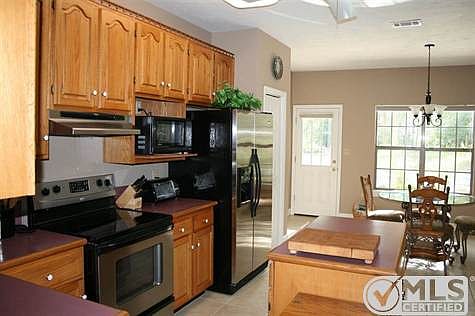 2nd image of 7986 Glenarbor Ct