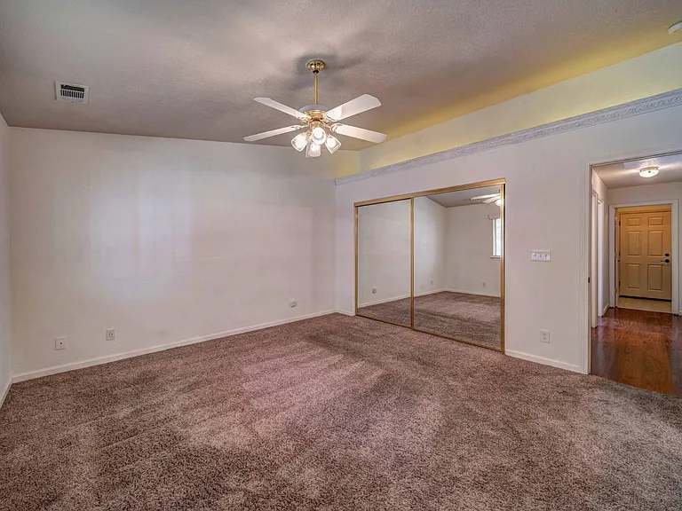 4934 Tralee Ln — Photo 16