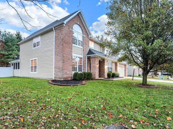 7036 Bluffgrove Ln, Indianapolis, IN 46278