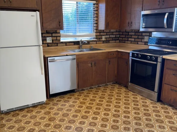 2859 Foskett Ave, Concord, CA 94520