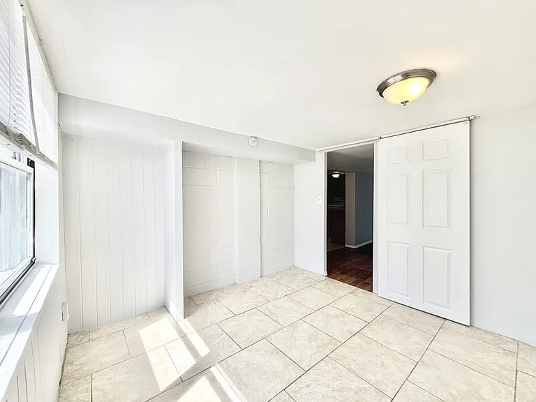 2611 41st Ave N #C — Photo 14
