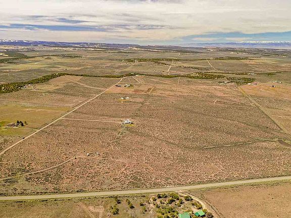 2nd image of 16390 Pinyon Park Ln
