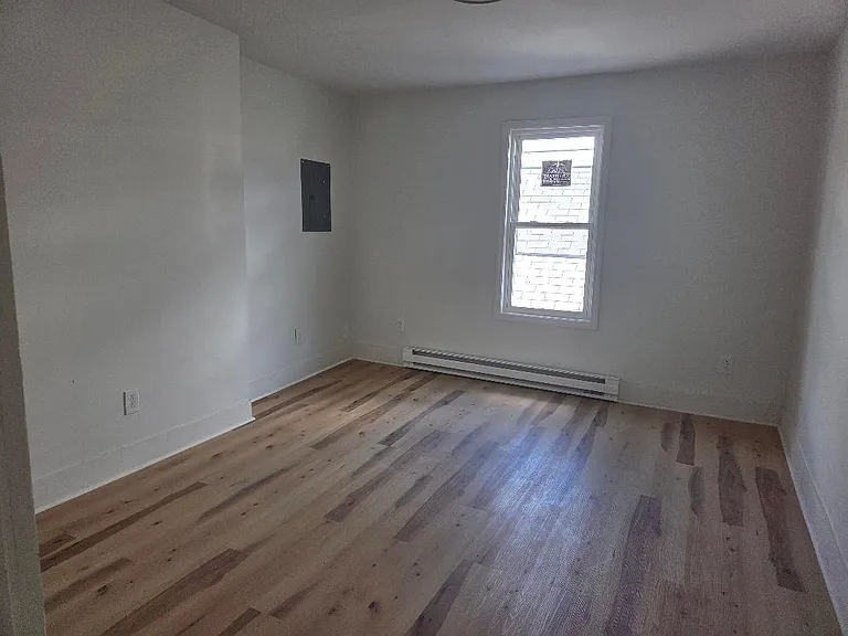 118 Regent St #118 — Photo 23