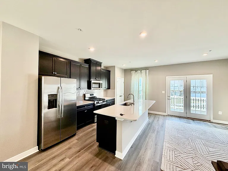 149 Lawndale Dr — Photo 14