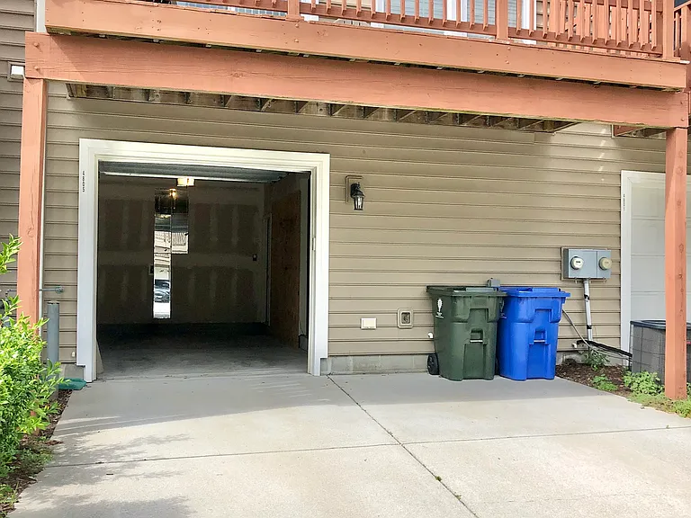 4805 Carnelian Way — Photo 38