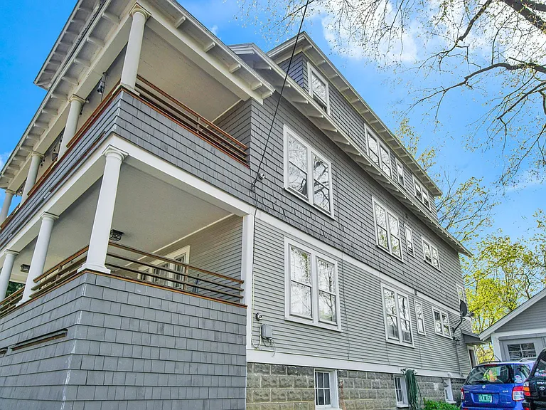 141 Howard St #5 — Photo 14